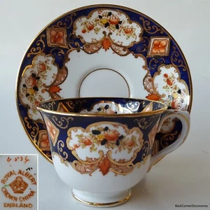 Antique Royal Albert Crown China England 4534 HEIRLOOM Countess Teacup & Saucer - Picture 1 of 14