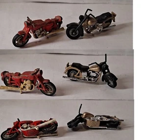 A375. MAJORETTE FRANCE-LOTTO 2 MOTO ANNI ’70, HARLEY DAVIDSON e altra 1/35-1/40 - Foto 1 di 9