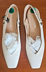 Neu mit Etikett Napoleoni elfenbeinfarbene Fersenriemen mit eckiger Zehenpartie Blockabsatz und Kette Größe 8 - Bild 1 von 6