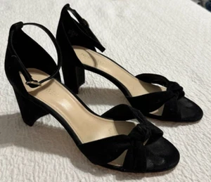 Nine West Womens Size 9M Black Suede Rounded Toe - Picture 1 of 4