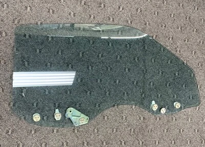 OEM 84-87 Honda CRX 2Dr Coupe Right Front Door Glass Passenger Side Window Used — 第 1/4 张图片