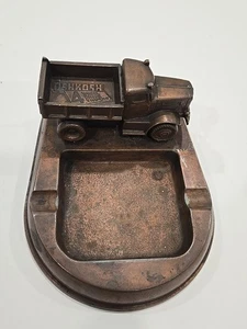 1940's Oshkosh 4-Wheel Drive Dump Truck Pot Metal Promo, Nice Original - Picture 1 of 8