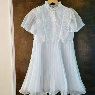 Vintage Merry Girl White Lace Party Dress Pleated Skirt Girls Size 10 c.1987-88 - Image 1 of 4