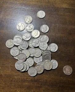 MIXED Roll of Circulated 1938-1959 Old U.S. Jefferson Nickels (40 Coins.) - Picture 1 of 1