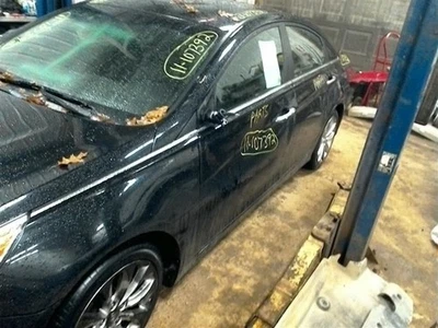 Driver Front Seat VIN C 5th Digit Hybrid Leather Fits 11-15 SONATA 10162704 - Image 1 of 4