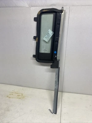 Chrysler Fifth Ave 1991 1992 1993 puerta trasera izquierda ventana de ventilación de ala estacionaria Foto 1 de 4