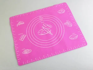 SMALLER *PINK* Silicone Pastry Rolling Work Mat Fondant / Sugarcraft Mould Mold - Picture 1 of 1