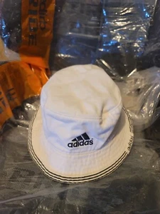 Adidas Originals gewaschene Eimermütze Herren - Bild 1 von 4