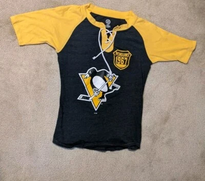 Pittsburgh Penguins Official Licensed NHL 3/4 Sleeve T-shirt Women's Size M 8/10 - Image 1 of 4