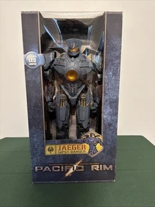 NECA Pacific Rim Gipsy Danger – Battle Damage – LED Lights. - Picture 1 of 12