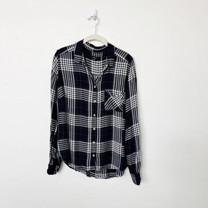 Forever 21+ Size 1X Navy Blue White Plaid Flannel Button Down Shirt Relaxed Fit - Picture 1 of 10