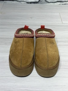 Pantofole da donna UGG Tazz in pelle scamosciata castagna plateau treccia plateau taglia 10 - Foto 1 di 7