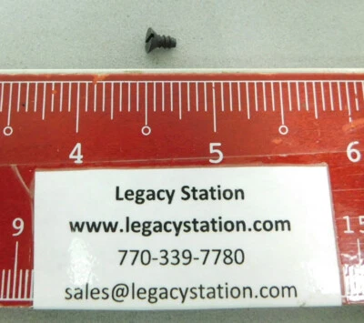 Lionel Train Part 4"Z"X1/4FH 773 E-Unit Mtg. Screw - Image 1 of 3