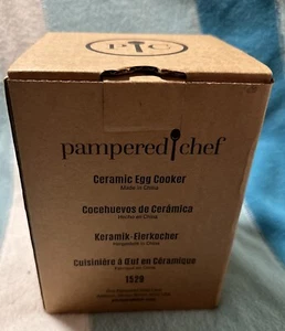 PAMPERED CHEF Microwave Egg Cooker White with Gray Silicone #1529 new - Picture 1 of 8