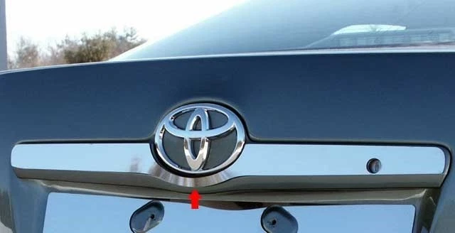 FITS TOYOTA CAMRY 2007-2011 STAINLESS STEEL CHROME REAR TRUNK MOLDING - Image 1 of 1