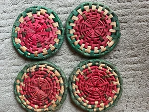 Hand-Woven Round Natural Raffia Wicker Watermelon COASTERS Vintage Set of 4 - Picture 1 of 3