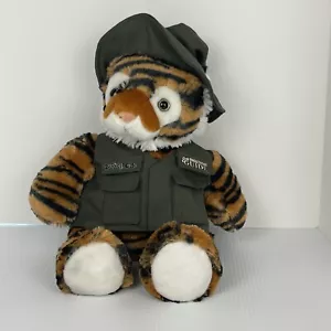 Rainforest Cafe Tiger Jungle Safari Guide 15" Plush Stuffed Animal Toy Rare - Picture 1 of 3