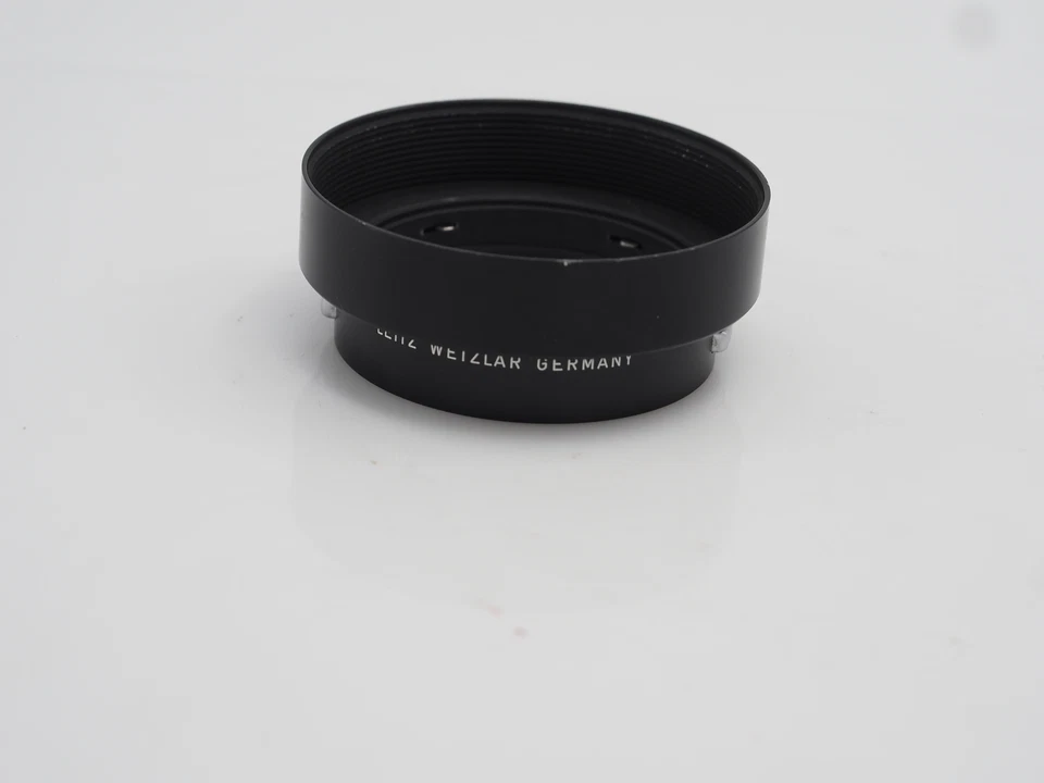 Used Leica R lens hood for R 50/2 or 35/2.8 12564 #6297mkg - Image 1 of 1