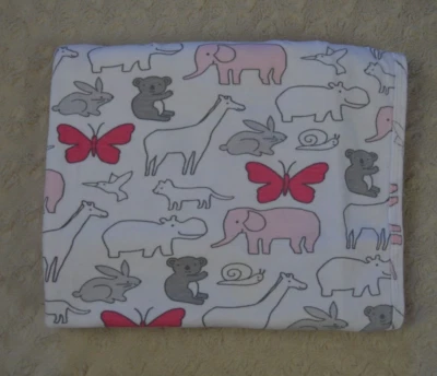 Manta animal mariposa Carter's rosa blanco gris hipopótamo koala oso elefante Foto 1 de 4