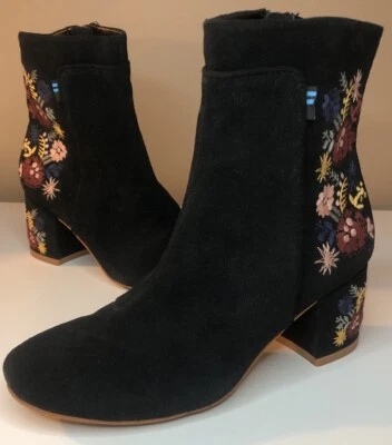 BOTAS TOMS Florales Bordadas Evie Negras Gamuza Mujeres Talla 5 Zapatos Tacones Botines Foto 1 de 4