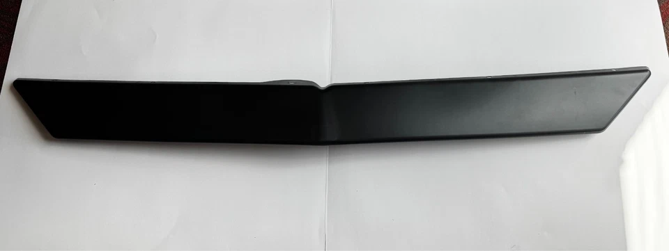 Alerón delantero de plástico Dynacorn 1967-1968 Chevy Camaro Foto 1 de 4