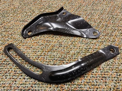 1970 73 FORD MUSTANG 302 351w 351c ALTERNATOR BRACKETS D0OE-10156-A D0OE-10145-A - Image 1 of 4