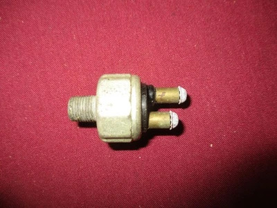 Interruptor de luz de freno Packard 320473 1938-39 NOS Foto 1 de 2