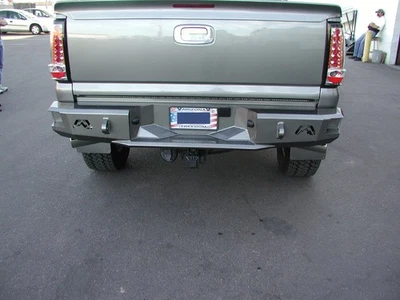 Fab Fours CH99-W1250-1 Heavy Duty Rear Bumper Foto 1 de 4