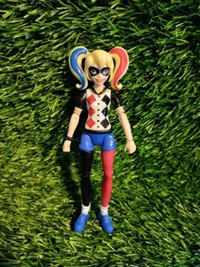 DC 2015 6" Super Hero Girls Harley Quinn Actionfigur - Bild 1 von 5