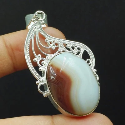 Colgante hecho a mano de piedras preciosas de ágata natural de plata de ley 925 Foto 1 de 4