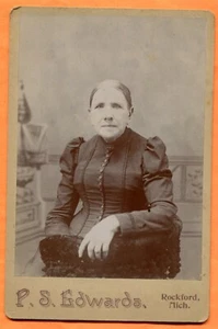 Rockford, MI, Portrait of a Young Woman, by Edwards, circa 1890s - Picture 1 of 2