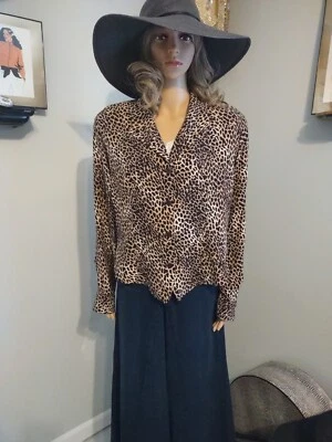 Blusa Top Dana B and Karen Talla 14 100% Seda Estampado Animal Abotonada Leopardo Foto 1 de 4