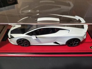 LAMBORGHINI HURACAN TECNICA 1/18 Bianco Asopo MR COLLECTION MODELS LAMBO054SE - Imagen 1 de 8