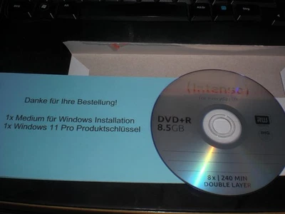 Window 11 pro key + DVD - Bild 1 von 4