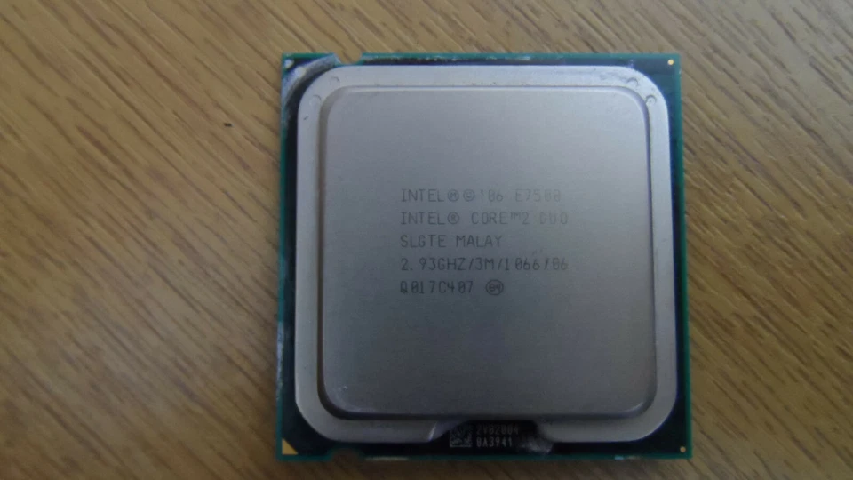 intel Core 2 Duo E7500 2.93GHz/3M/1066 SLGTE CPU - Image 1 of 1