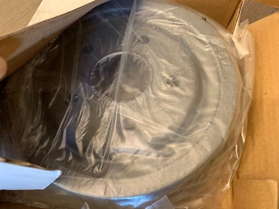 Tambor de freno trasero Ford Mazda 5 tacos - DuraGo BD8952 - Aerostar Ranger 2300 3000 8,8 Foto 1 de 3