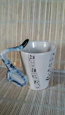 Off-White黑白音乐新奇咖啡茶饮料杯萨克斯管手柄 — 第 1/2 张图片