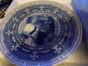 wedgwood plate for daily mail ( 50th anniversary of queen elizabeth ii)) - Picture 1 of 3
