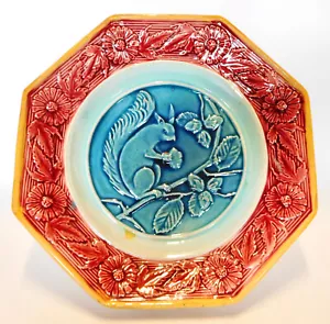 Soporte para pastel de ardilla de cerámica de mayólica antigua c1890 8 1/2""w x 2 1/2""h - Imagen 1 de 8