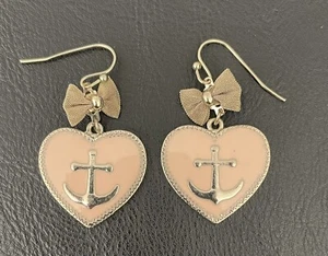 Beautiful Anchor  Heart Shaped  Hook Earrings. - Picture 1 of 3