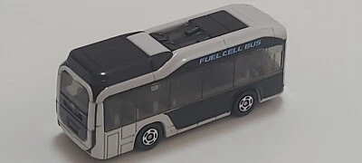 Autobús de pila de combustible Tomica #82 Toyota Sora Takara Tomy escala blanca 1:137 2020 Foto 1 de 4