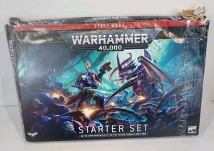 Games Workshop Warhammer 40,000 Starter Set: Space Marines & Tyranids - Picture 1 of 7