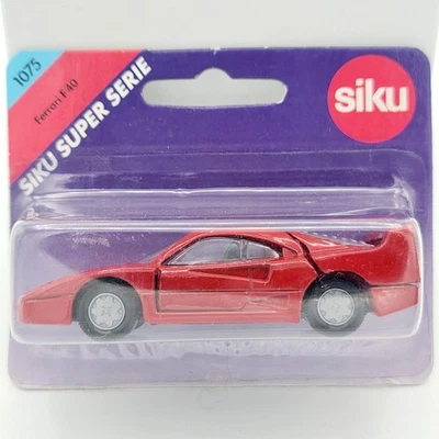 Siku Ferrari F40 #1075 (Siku Super Series) Foto 1 de 3