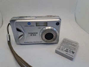 Konica Minolta Dimage E50 5.0MP Digitalkamera, silber - getestet - Bild 1 von 5
