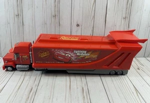 Vintage! Disney Pixar Cars MEGA MACK PLAYTOWN - Foto 1 di 21