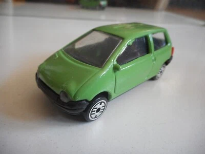 Guisval Renault Twingo en Vert - Photo 1/2