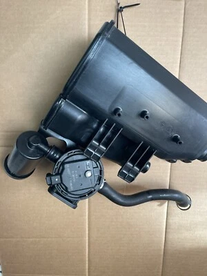 BMW 2011-2017 F25 X3 EVAPORADOR EVAP EMISIÓN VAPOR BOTE DE CARBÓN FABRICANTE DE EQUIPOS ORIGINALES 45 K.M Foto 1 de 4