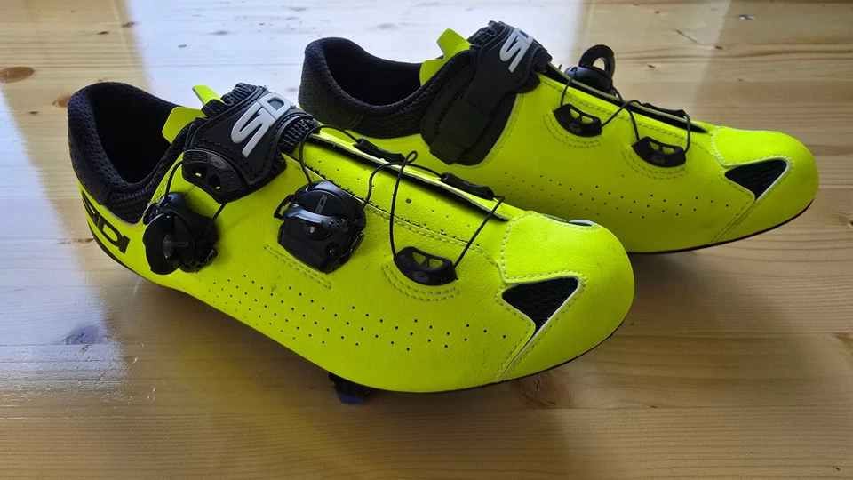 Sidi Genius 10 Rennradschuhe Herren Größe 41, weniger als 100km getragen! TOP! - Bild 1 von 4