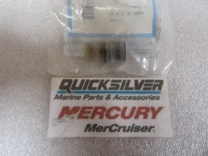 W26 Genuine Mercury Quicksilver 25-821555001 Grommet OEM New Factory Boat Parts - Picture 1 of 2