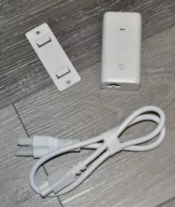 Genuine Ubiquiti GP-V480-032G Switching Gigabit PoE Injector 48V 0.32A OEM - Picture 1 of 2